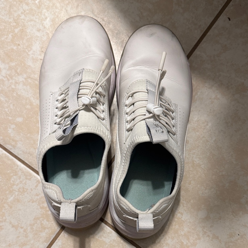 Women’s Clove Tennis Shoes